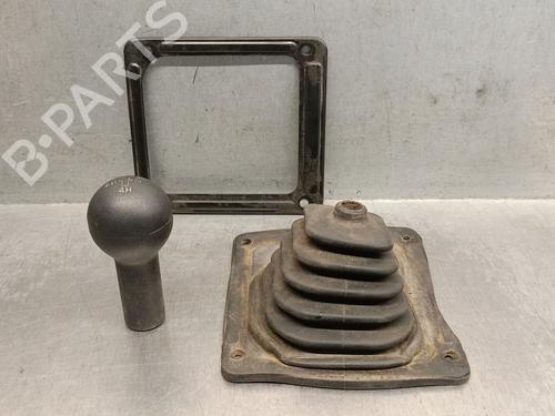 Used Gear lever Gear lever SUZUKI SAMURAI Closed Off-Road Vehicle (SJ_) 1.9 D All-wheel Drive (64 hp) 33931507 33931507