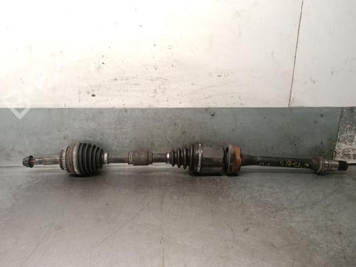 Used Right front driveshaft TOYOTA COROLLA Verso (_E12_) 2.0 D-4D (CDE120_, CDE120R) (90 hp) 32124966