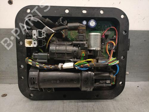 Used Fuel pump CITROËN C4 CACTUS 1.5 BlueHDi 100 (102 hp) 31320931