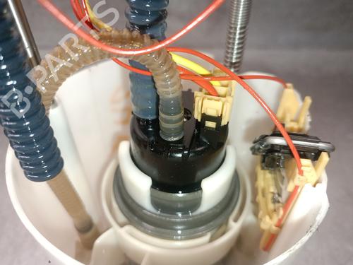 Fuel pump FORD KUGA II (DM2) 2.0 TDCi | BP32657579M76