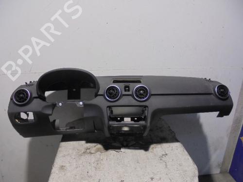 Used Dashboard AUDI A1 Sportback (8XA, 8XF) 1.6 TDI (115 hp) 9688545