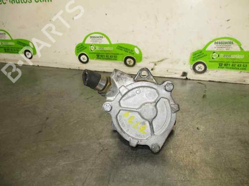 Used Vacuum pump FIAT STILO (192_) 1.9 D Multijet (100 hp) 2090917