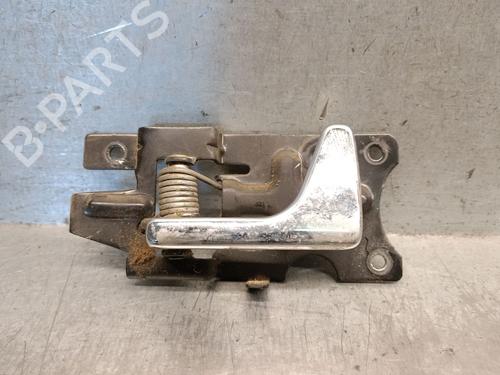 Used Rear left interior door handle Rear left interior door handle LAND ROVER DISCOVERY II (L318) 2.5 Td5 4x4 (136 hp) 40526578 40526578
