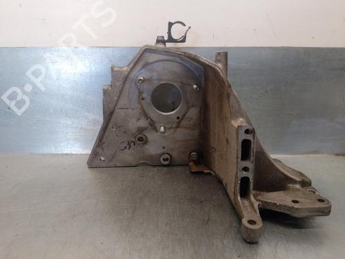 Used Engine mount Engine mount ALFA ROMEO 147 (937_) 1.9 JTDM 8V (937.AXD1A, 937.AXU1A, 937.BXU1A) (120 hp) 15526501 15526501