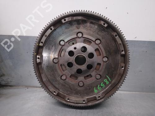 Kopling /lamell SEAT LEON (1M1) 1.9 TDI (110 hp) 15070239