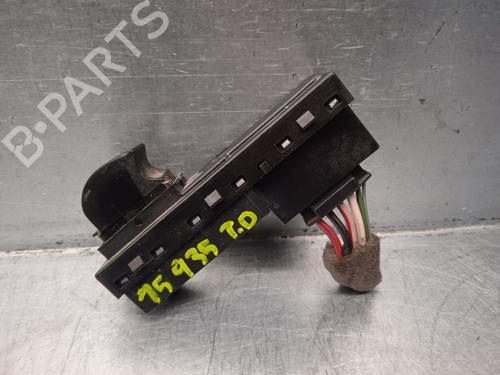 Used Right rear window switch FIAT TIPO Estate (356_, 357_) [2016-2025]  11291376