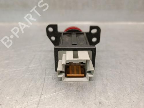 Warning switch MITSUBISHI OUTLANDER I (CU_W) 2.0 4WD (CU2W) | BP31907304I22