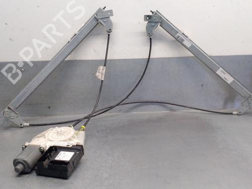 Rudehejsemekanisme ventre foran AUDI A3 (8P1) 1.9 TDI (105 hp) 29709071