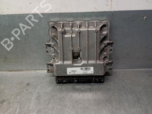 Computer motormanagement RENAULT MEGANE III Hatchback (BZ0/1_, B3_) 1.2 TCe (BZ2B, BZ11) (116 hp) 27282813