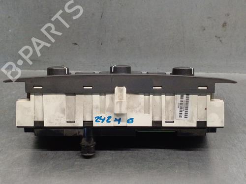 Climate control VOLVO V40 Estate (645) | BP31130867I5