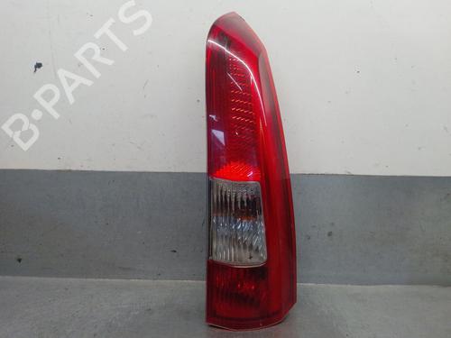 Feu arrière droit VOLVO V70 II (285) 2.4 (140 hp) 30831199