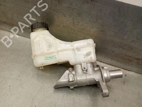 Used Brake master cylinder RENAULT TALISMAN (LP_) 1.5 dCi 110 (LPA3) (110 hp) 25240847
