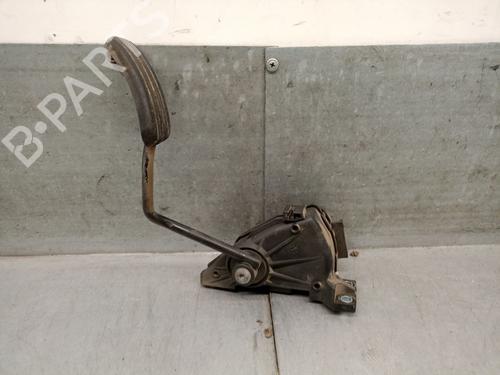 Pedal RENAULT TRAFIC II Van (FL) [2001-2025]  30853522