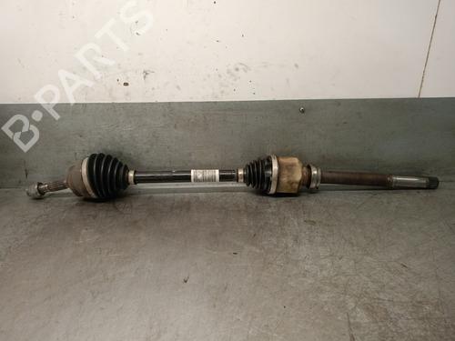 Used Right front driveshaft CITROËN C4 CACTUS 1.5 BlueHDi 100 (102 hp) 26674287