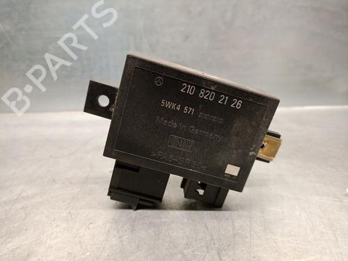 Used Comfort control module MERCEDES-BENZ C-CLASS (W202) C 250 D (202.125) (113 hp) 22131866