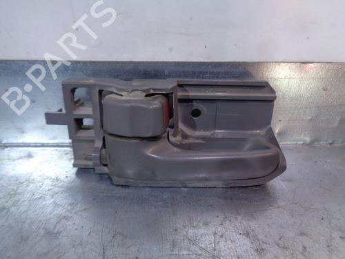 Venstre foran invendig håndtak TOYOTA HILUX VII Pickup (_N1_, _N2_, _N3_) 2.5 D-4D 4WD (KUN25) (144 hp) 13651301