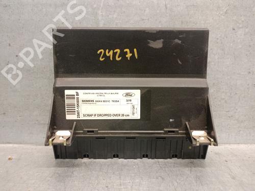 Dør styreenhed FORD FIESTA V (JH_, JD_) 1.4 TDCi (68 hp) 31013492