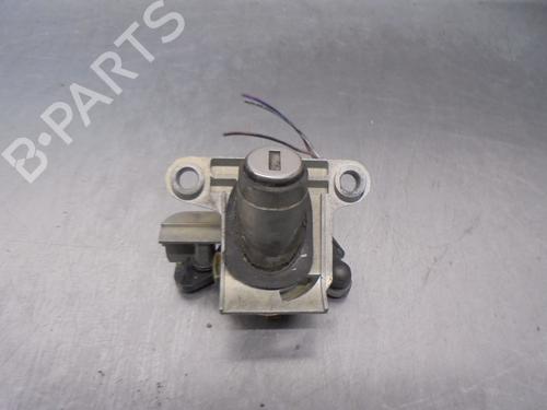 Używane Klamka klapy tylnej / bagażnika AUDI A4 B5 (8D2) [1994-2001]  15894248