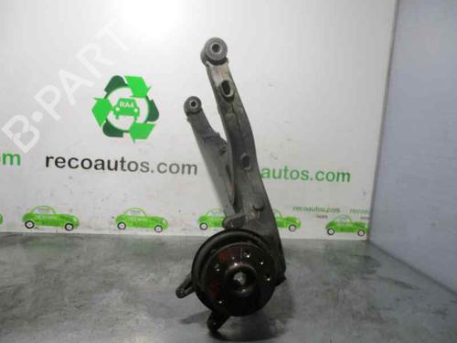 Used Right rear steering knuckle MERCEDES-BENZ VITO Van (W638) [1997-2003]  2841212