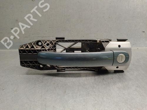 front-left-exterior-door-handle-skoda-yeti-5l-2009-2010-2011-2012-2013-2014-2015-2016-2017-31847578 main image