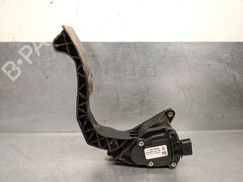 Used Pedal DACIA SANDERO II 1.0 SCe 75 (B8JC, B8JD) (73 hp) 25025145