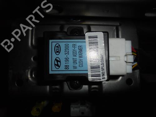 Right front seat HYUNDAI i40 I CW (VF) 1.7 CRDi | BP8405265C16 