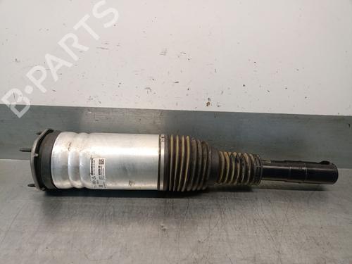 Used Right front shock absorber LAND ROVER DEFENDER Station Wagon (L663) D250 MHEV 4x4 (249 hp) 30686508