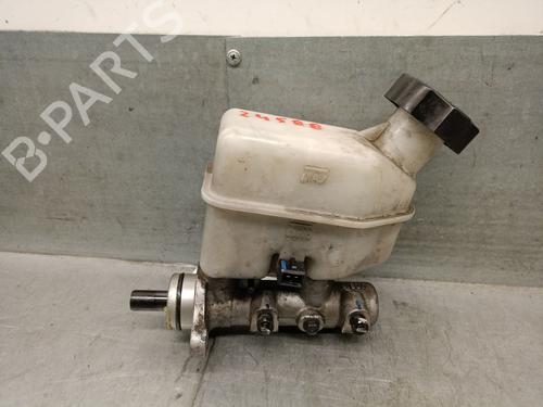 Used Brake master cylinder KIA SPORTAGE II (JE_, KM_) 2.0 i 16V (141 hp) 32435806
