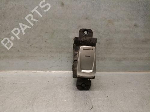 Used Right rear window switch SSANGYONG XLV SUV e-XGi 160 (128 hp) 25241465