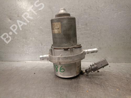Used Vacuum pump AUDI A4 B6 Convertible (8H7) 1.8 T (163 hp) 30259509