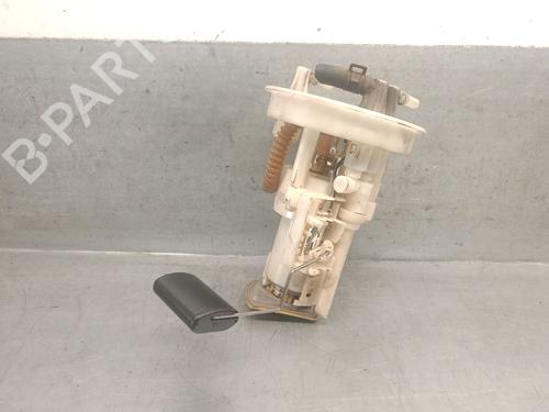 Used Fuel pump KIA CERATO I Saloon (LD) 2.0 CRDi (112 hp) 28124382