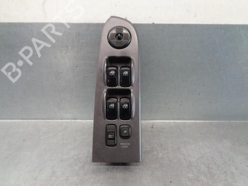 Used Left front window switch HYUNDAI TRAJET (FO) 2.0 CRDi (113 hp) 13238359