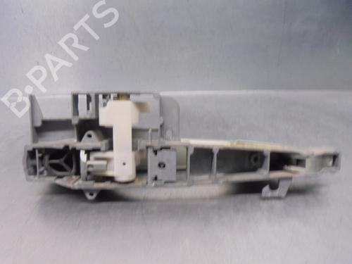 Rear left exterior door handle PEUGEOT 407 (6D_) 2.0 HDi 135 (6DRHRH, 6DRHRE, 6DRHRG, 6DRHRJ) | BP15981937C130 
