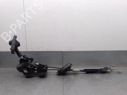 Used Gear lever PEUGEOT 2008 II (UD_, US_, UY_, UJ_, UR_, UC_) 1.2 PureTech 100 (USHNK) (101 hp) 29639558