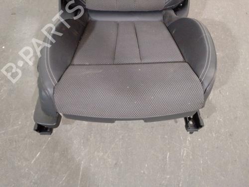 Stol høyre foran AUDI A5 (F53, F5P) 2.0 TFSI | BP30028157C16