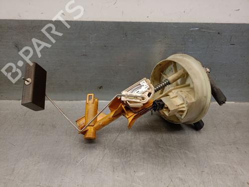 Used Fuel pump MERCEDES-BENZ C-CLASS (W203) C 220 CDI (203.006, 203.008) (143 hp) 29123445