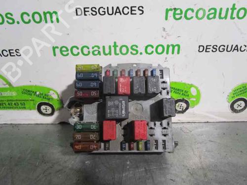 Used Fuse box FIAT PUNTO (188_) 1.2 60 (188.030, .050, .130, .150, .230, .250) (60 hp) 2097851