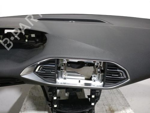 Dashboard PEUGEOT 308 SW II (LC_, LJ_, LR_, LX_, L4_) 1.6 HDi / BlueHDi 115 (LCBHXM, LCBHXT) | BP29182063C46 