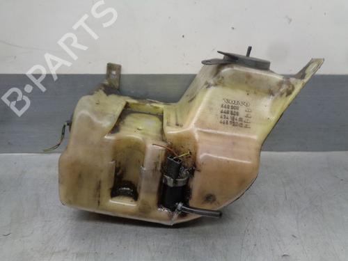 Used Windscreen washer tank VOLVO 440 (445) 1.7 (106 hp) 16437916