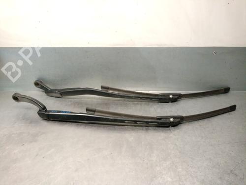 Used Front windshield wiper arm Front windshield wiper arm 39569206 39569206