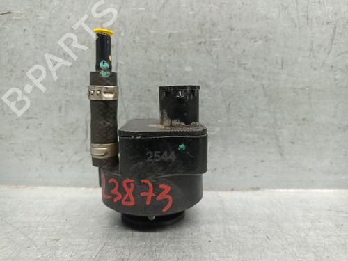 Used Fuel pump BMW X4 (F26) xDrive 35 d (313 hp) 30145698
