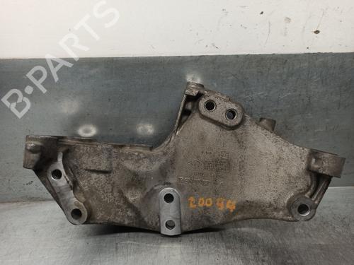 Used Engine mount OPEL VIVARO A Van (X83) 2.0 CDTI (F7) (114 hp) 17364647