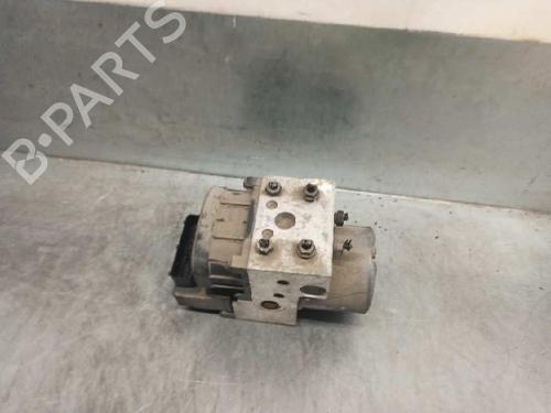 Used ABS pump LANCIA ZETA (22_) 2.1 TD (220AJ5) (109 hp) 8111977