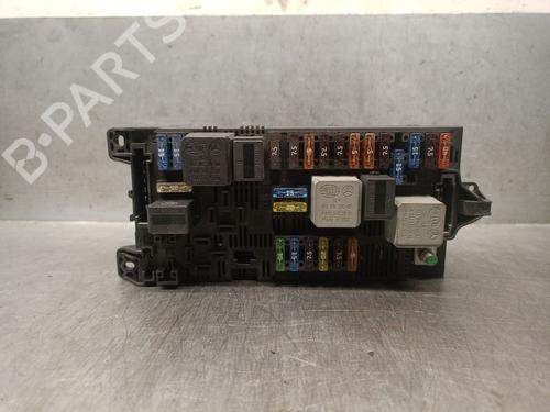 Used Fuse box MERCEDES-BENZ E-CLASS T-Model (S211) E 280 T CDI (211.220) (190 hp) 25241863