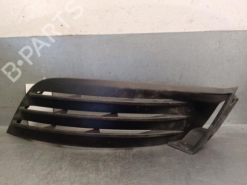 grille-renault-megane-iv-hatchback-b9amn_-2015-31757057 main image