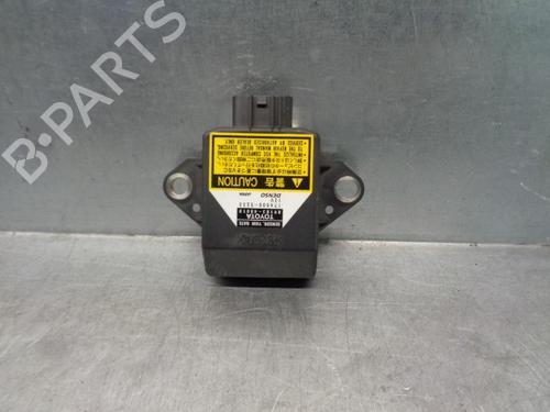Elektronische module TOYOTA RAV 4 II (_A2_) 2.0 4WD (ACA21, ACA20) (150 hp) 9044863