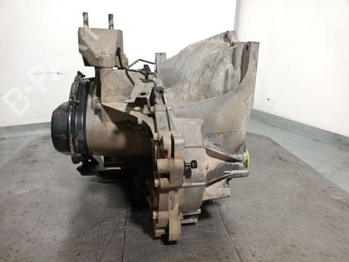 gearkasse-ford-transit-courier-b460-mpv-2014-31044531 main image