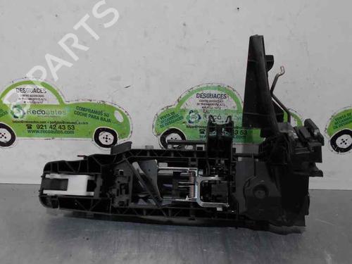 Front left exterior door handle MERCEDES-BENZ C-CLASS (W205) C 220 BlueTEC / d (205.002, 205.004) | BP2341098C128 