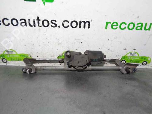 Used Front wiper motor LEXUS IS I (_E1_) 200 (GXE10) (155 hp) 5037574