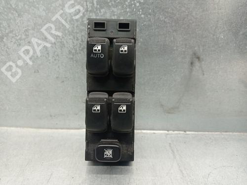 Used Left front window switch HYUNDAI GETZ (TB) 1.5 CRDi (82 hp) 31637700